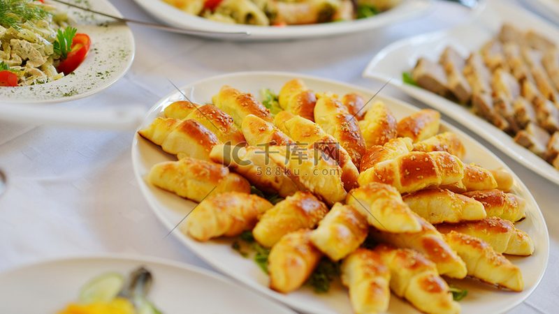 出口级蜜饯果干定制代工：揭秘其严谨的制造流程